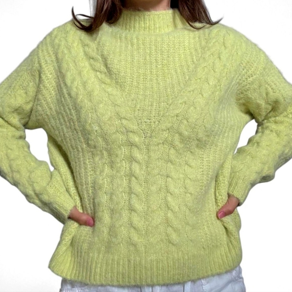 Universal Thread | Cable Knit Sweater - Picture 1 of 4